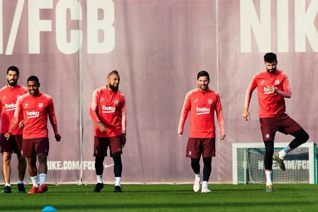 斯图加特前锋翁达夫训练中肌肉拉伤，将伤缺数周